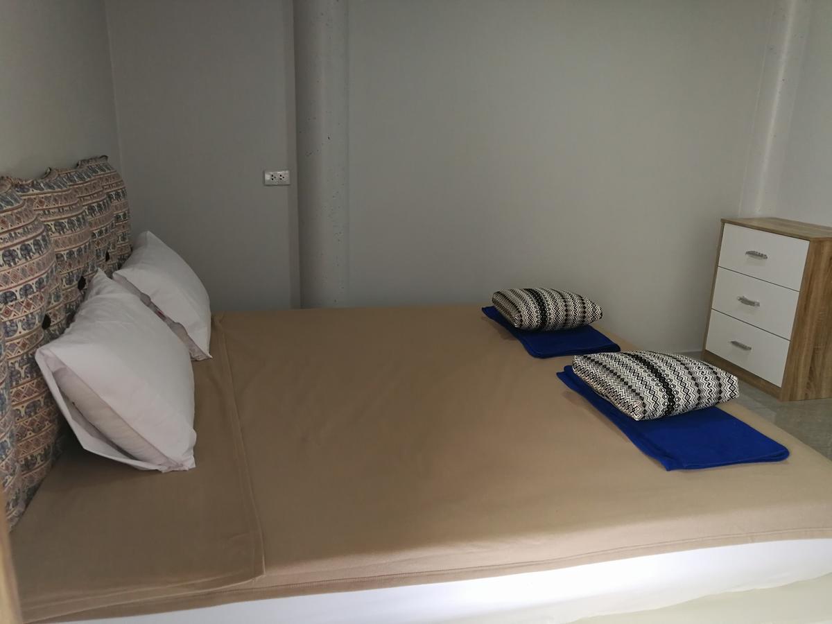 Easy Rooms And Minimart Ko Lanta Esterno foto