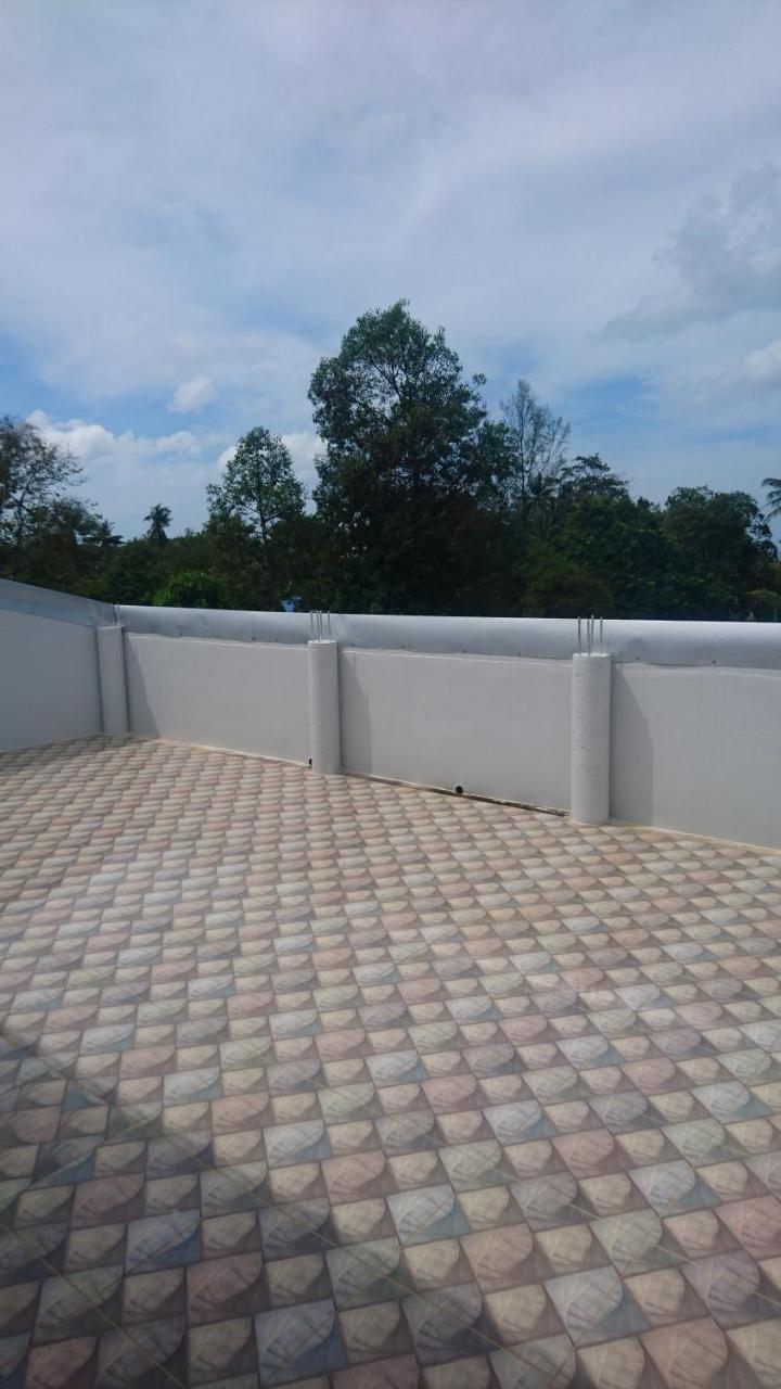 Easy Rooms And Minimart Ko Lanta Esterno foto