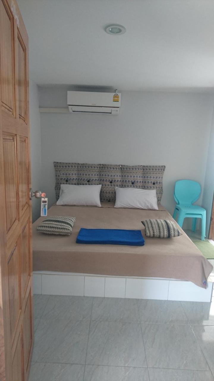 Easy Rooms And Minimart Ko Lanta Esterno foto