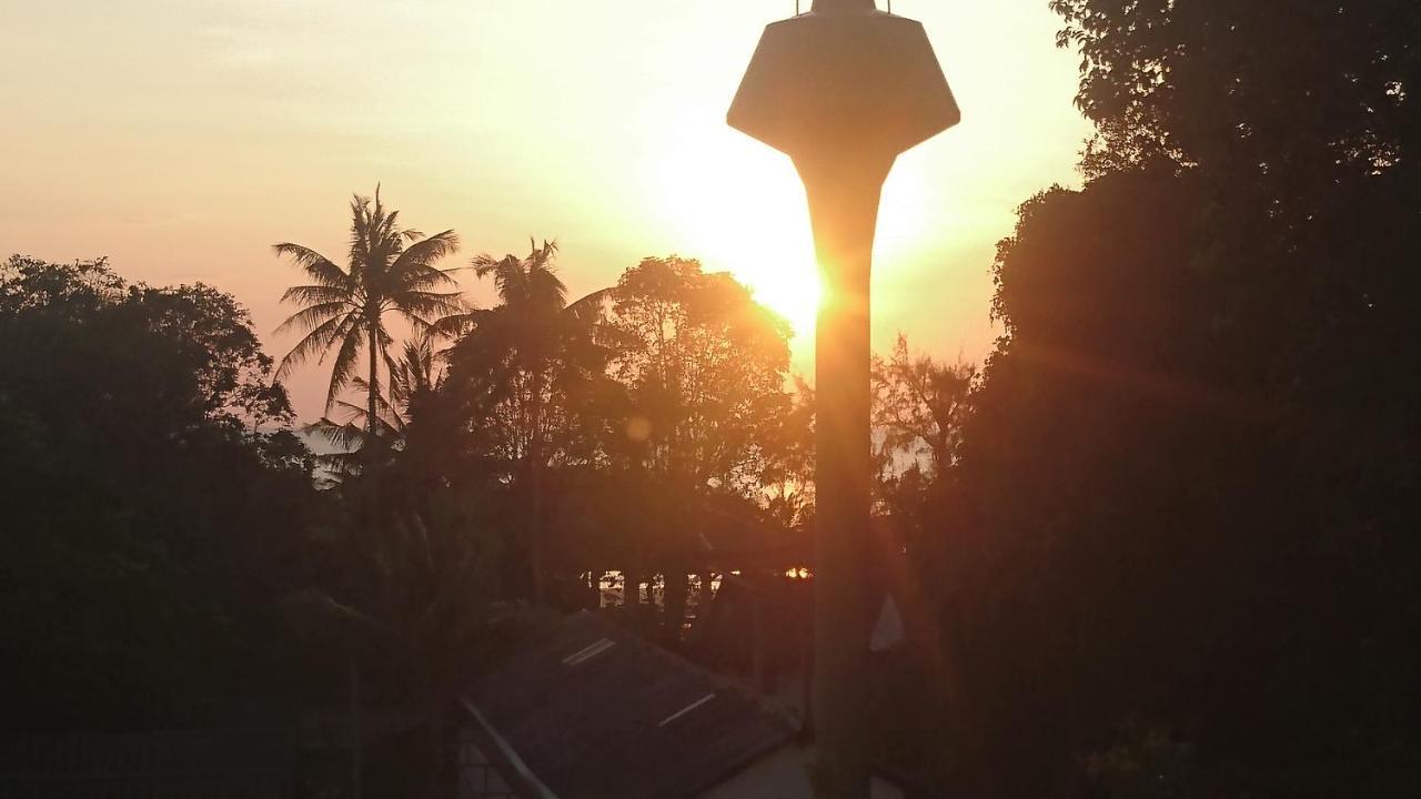 Easy Rooms And Minimart Ko Lanta Esterno foto